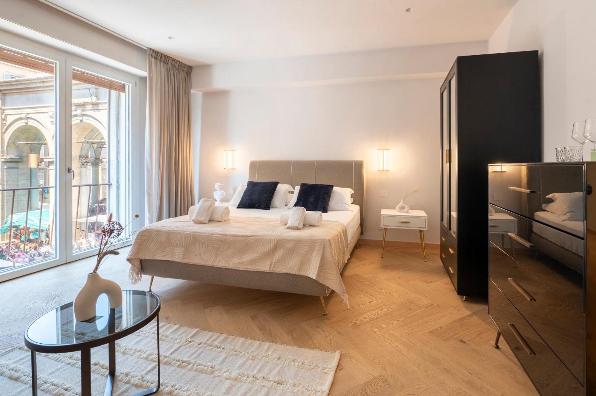 The Old Palace- Luxury Suites Signoria Florenz Exterior foto